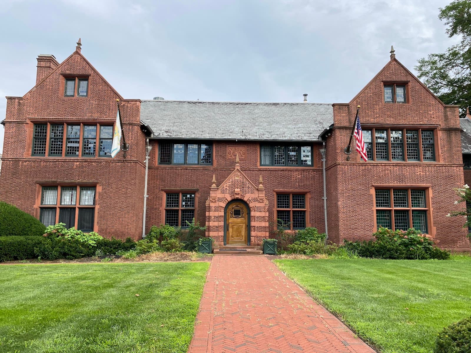 Prospect Avenue Eating Clubs Princeton - Image 1