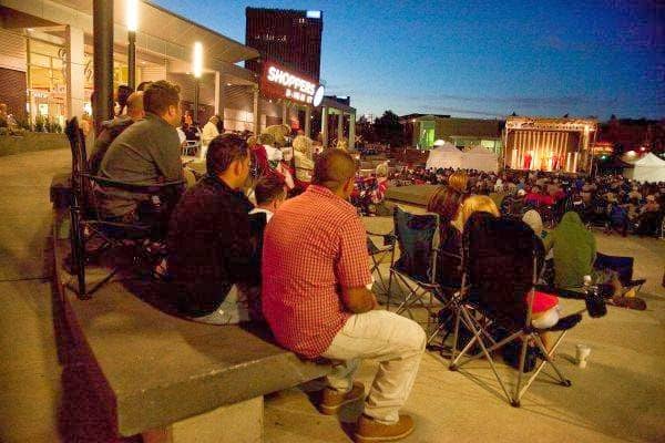 Live Music Evenings