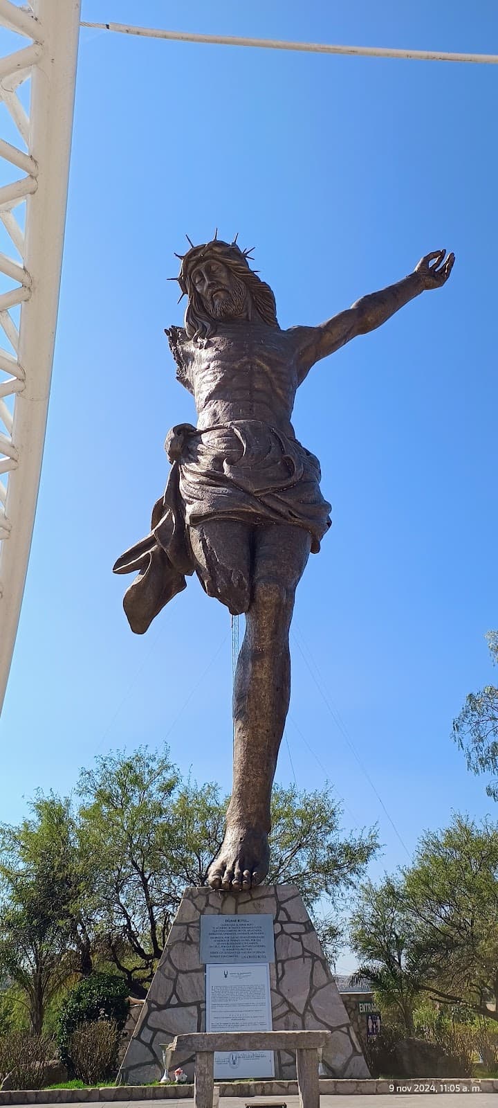 Cristo Roto - Image 1