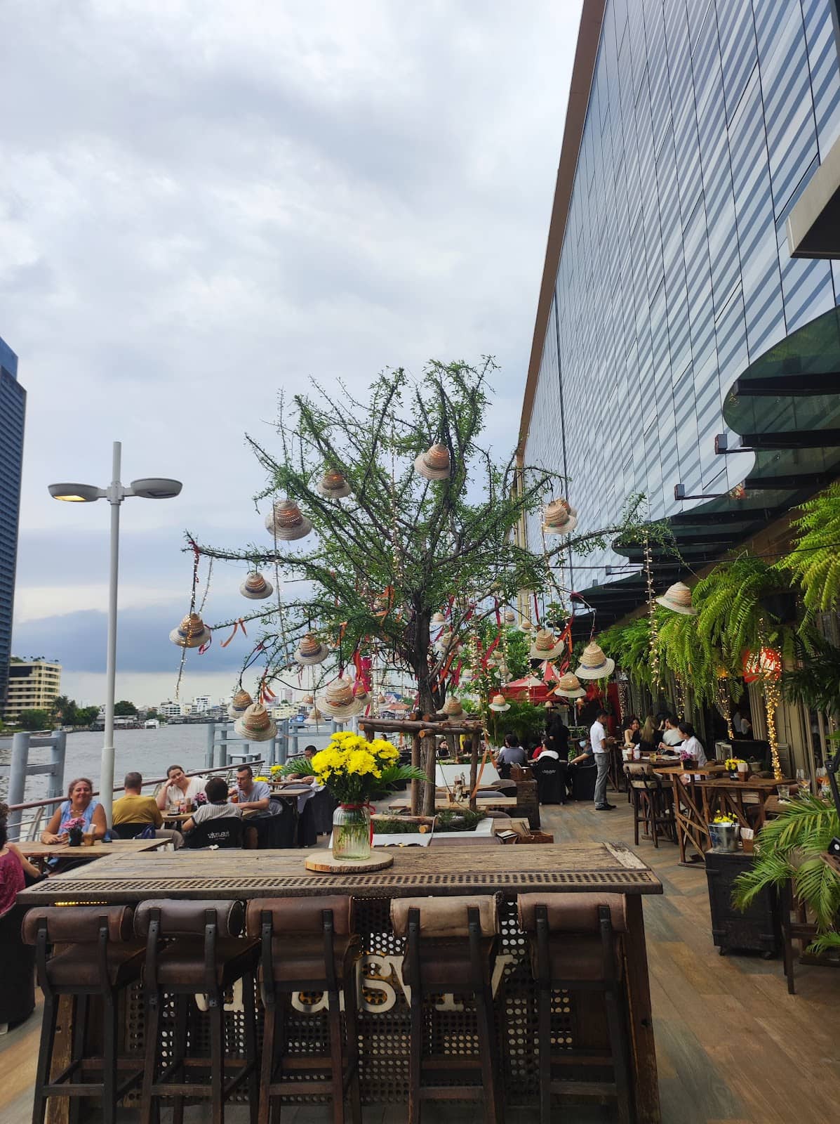 Live Entertainment Extravaganza