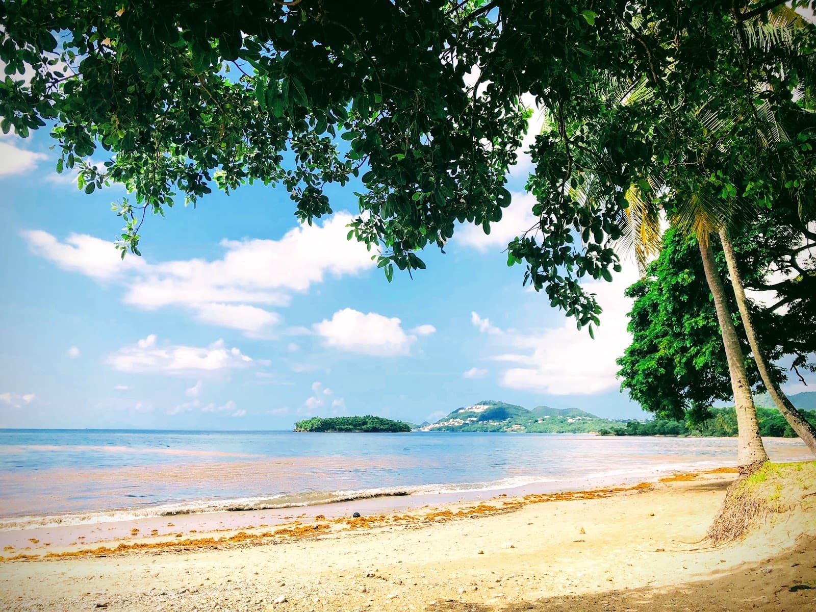 Choc Beach - Image 1