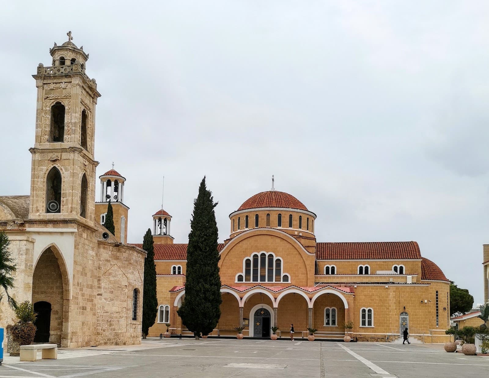 Central Square Paralimni - Image 1