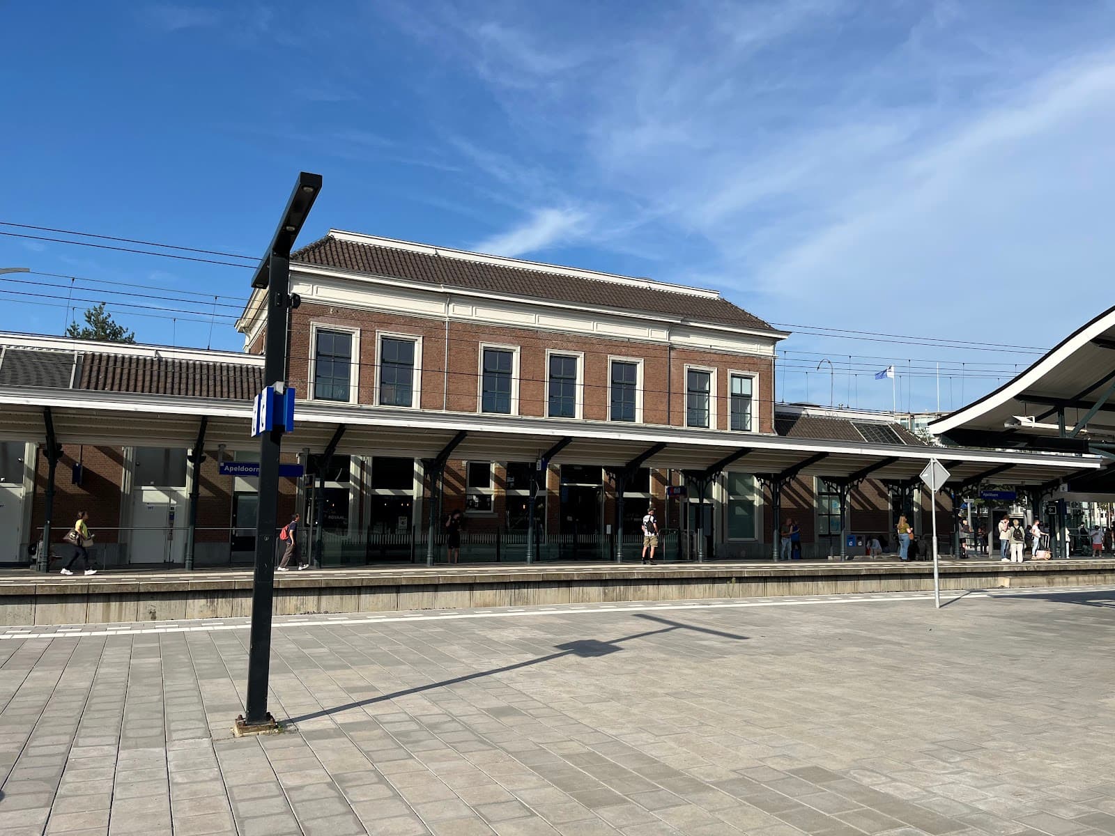 Apeldoorn Station - Image 1