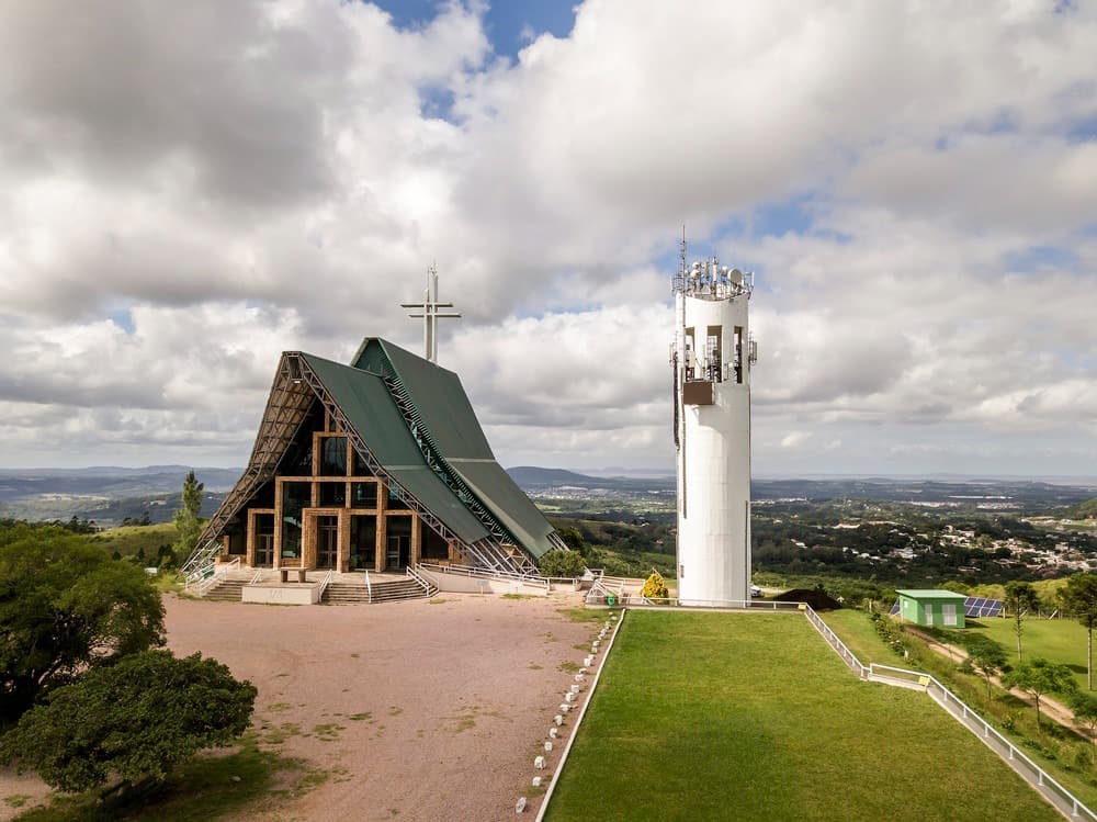 Santuário Mãe de Deus - Image 1