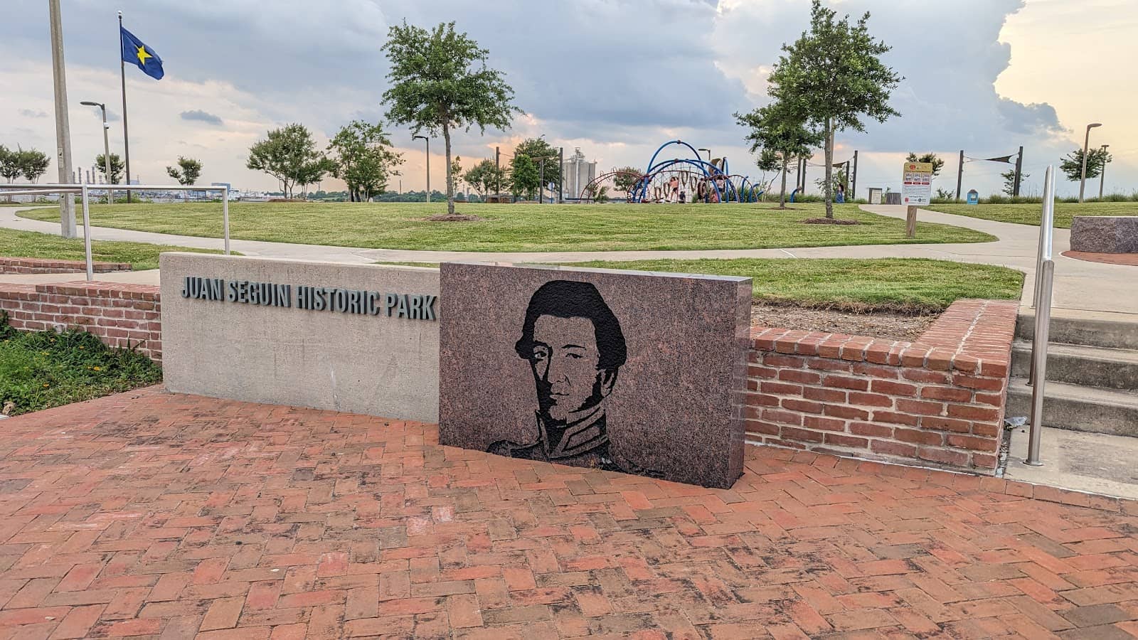 Playground & Picnic Areas
