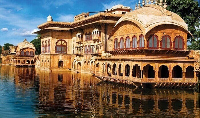 Deeg Bazaar - Image 1
