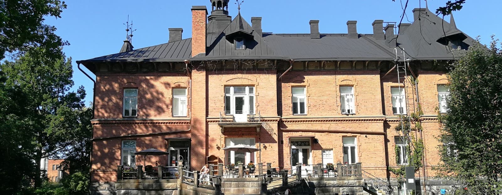 Lielahti Manor - Image 1