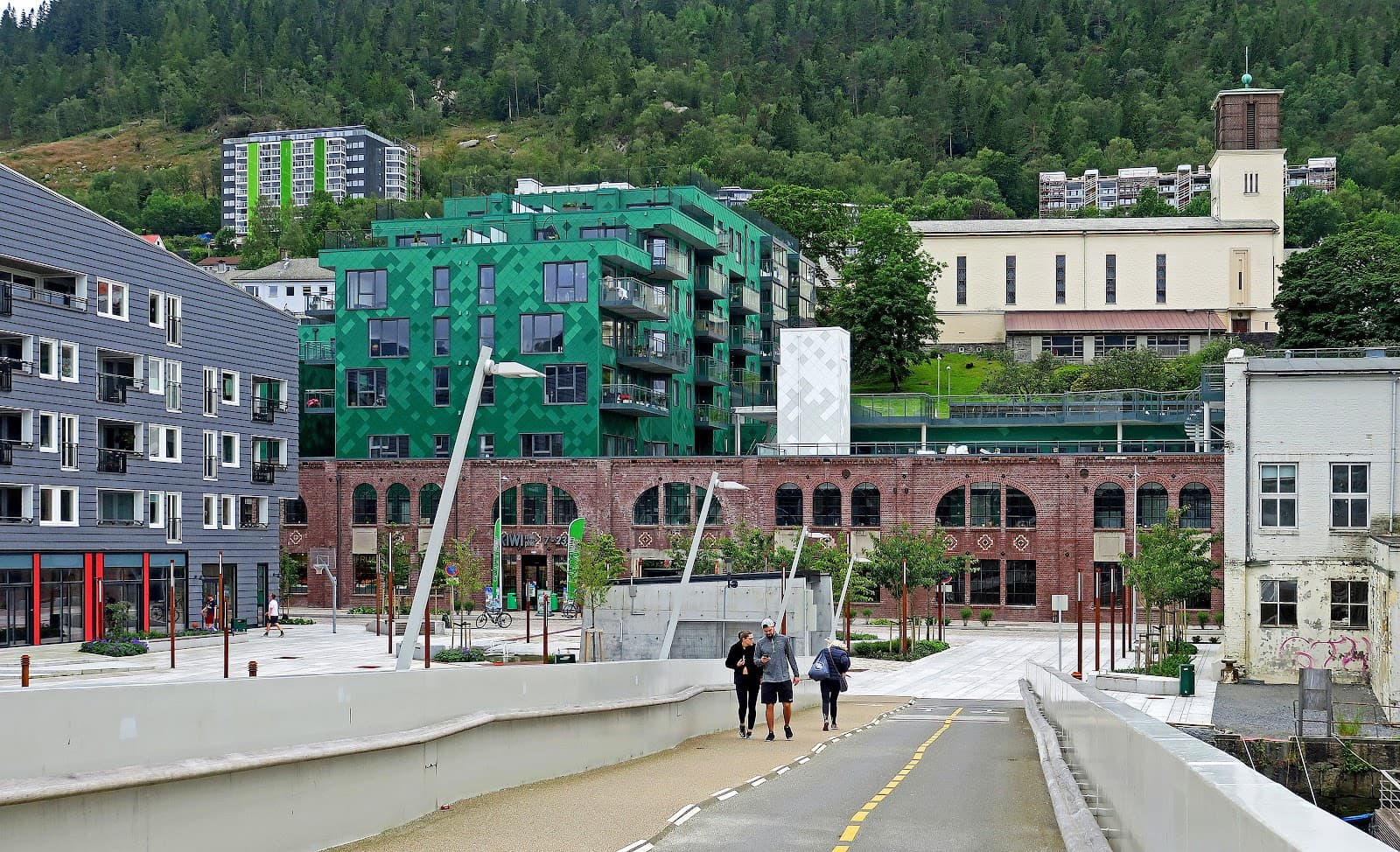 Småpudden Pedestrian Bridge - Image 1