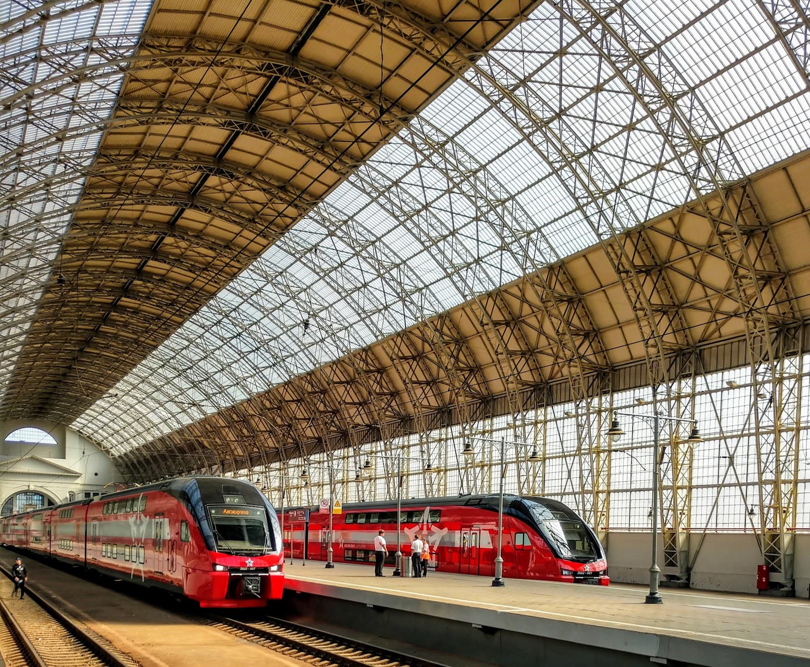 Kiyevsky Rail Terminal Moscow - Image 1