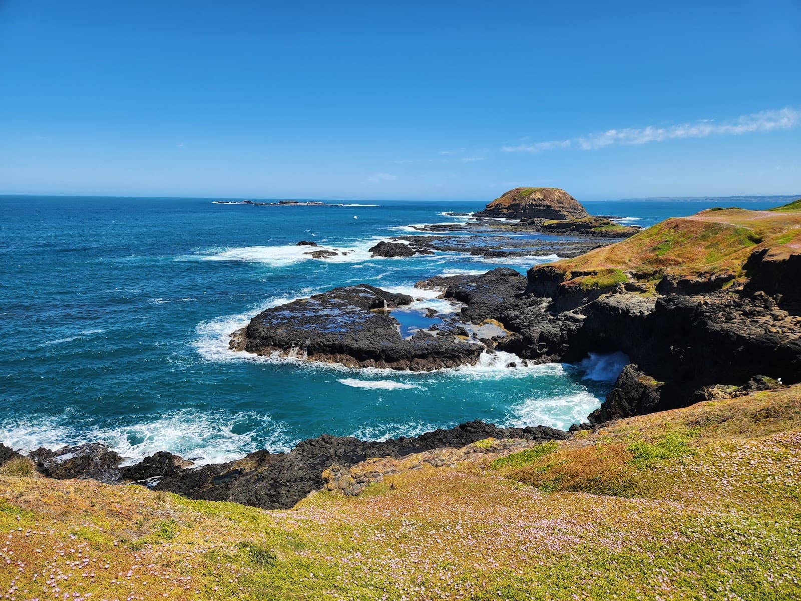 Seal Rocks - Image 1