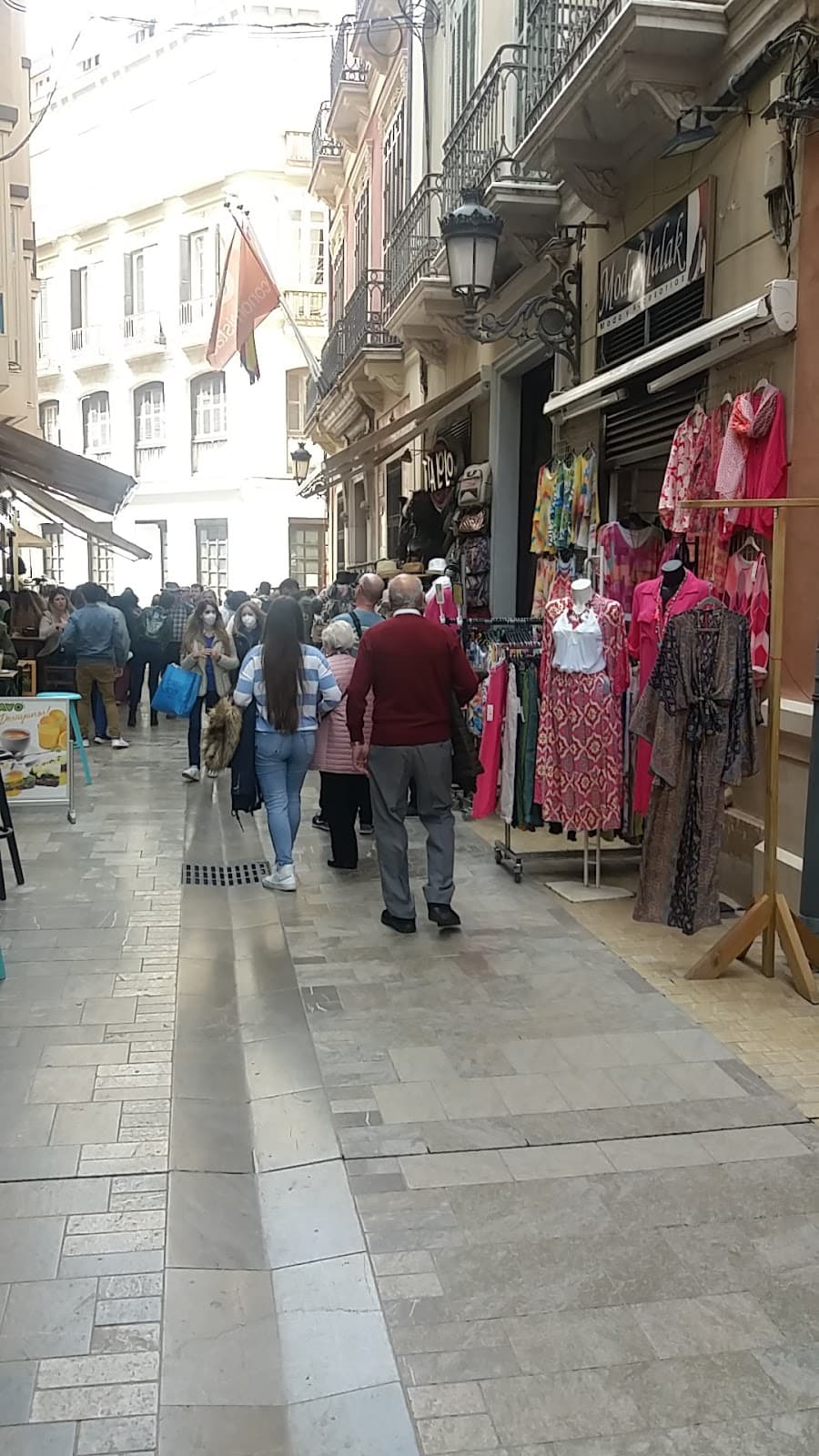 Calle Granada - Image 1