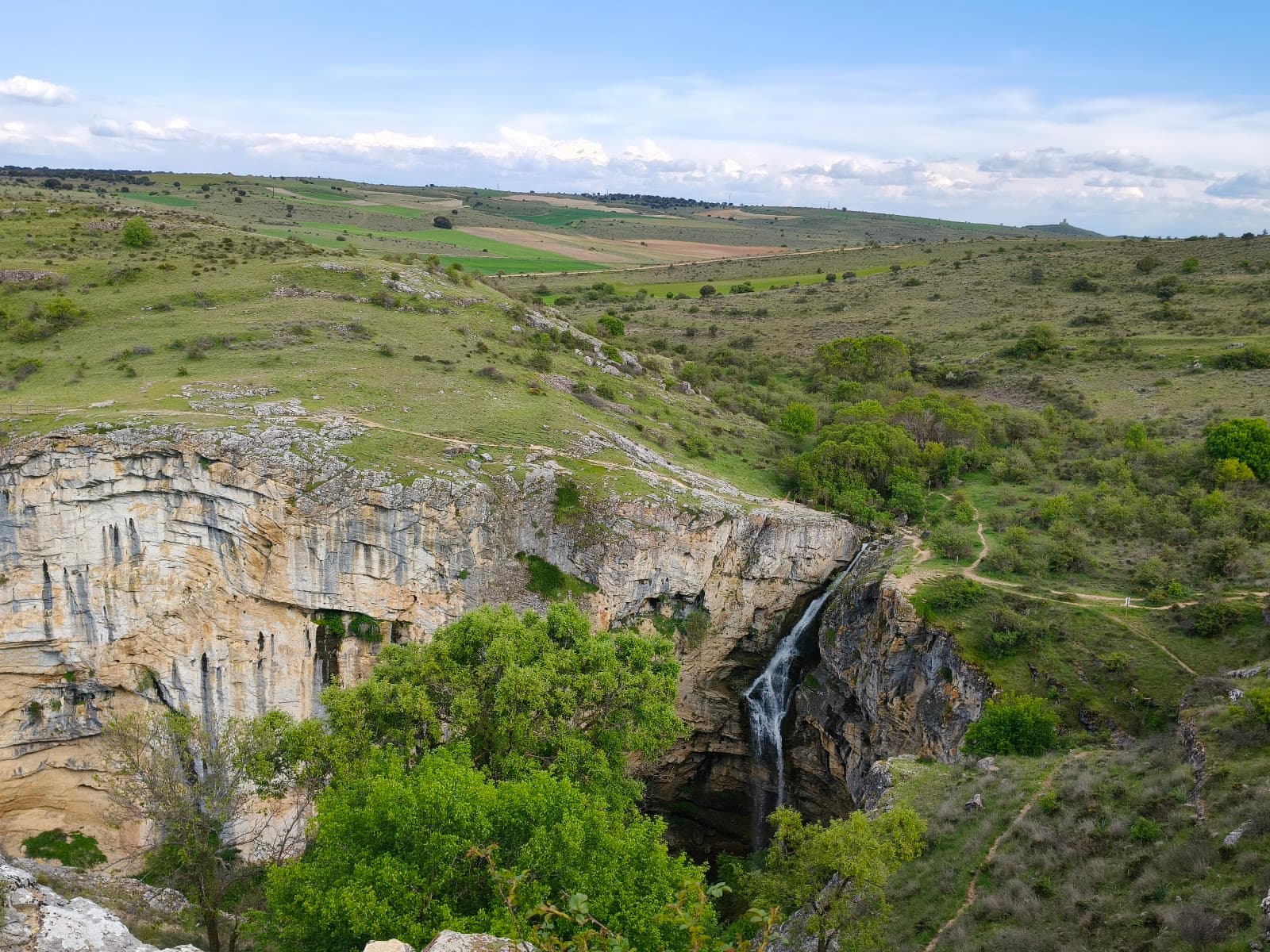 Barranco del Río Dulce Natural Park - Image 1