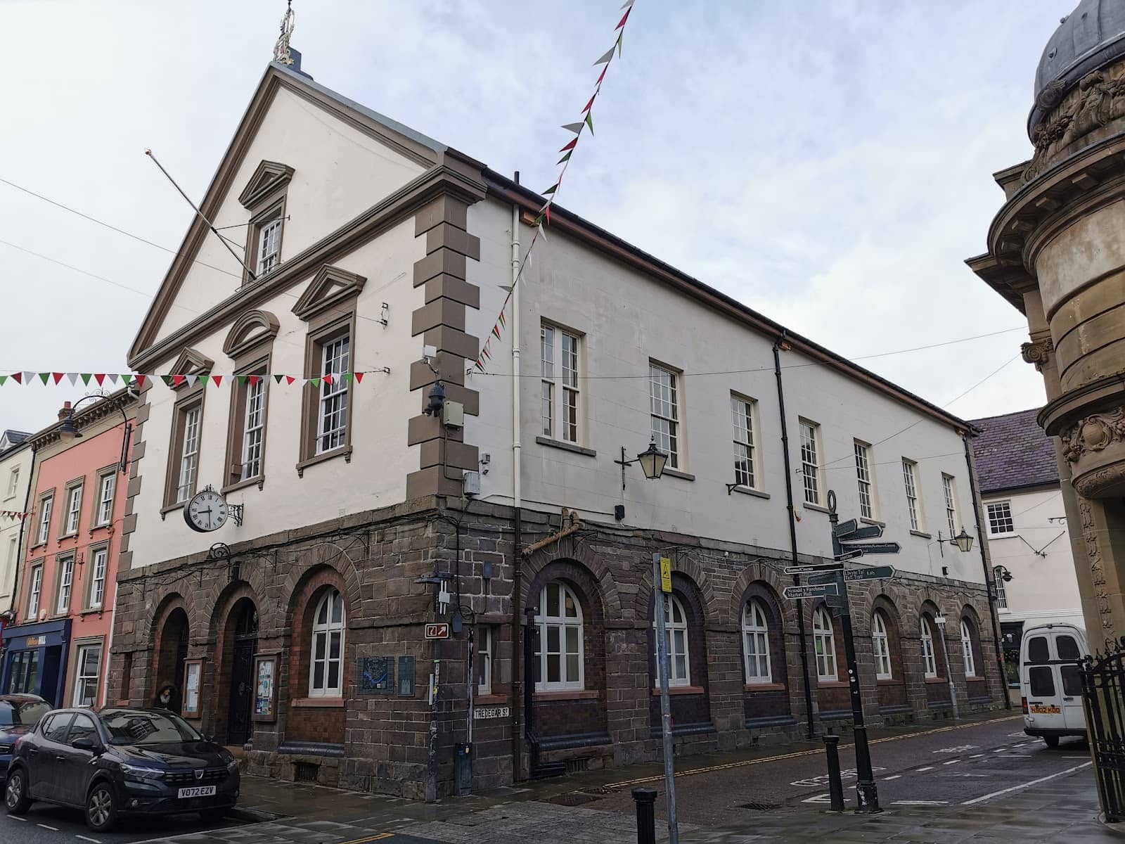 Community Hub