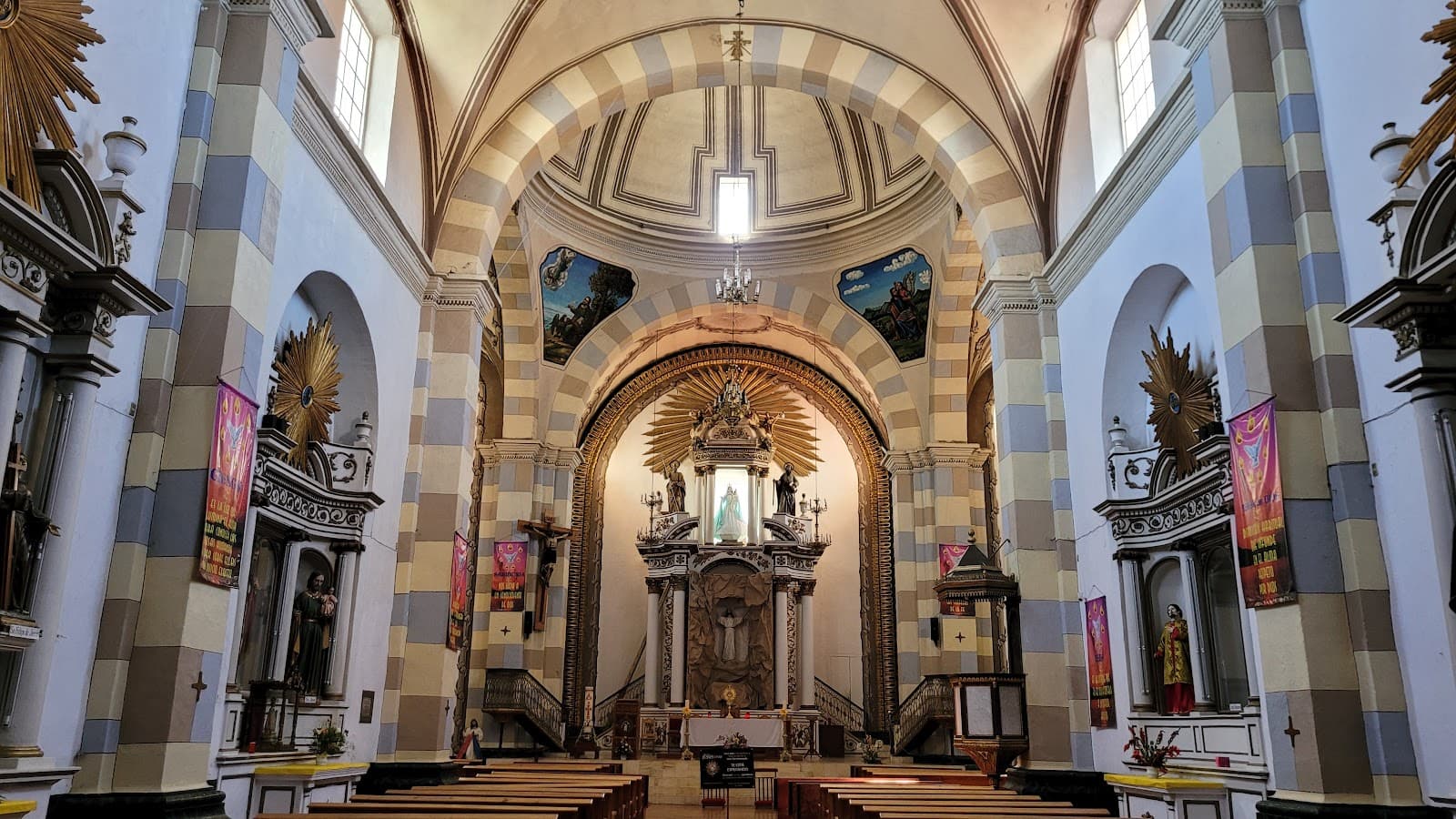 Parroquia de Nuestra Señora del Rosario (Real del Monte) - Image 1