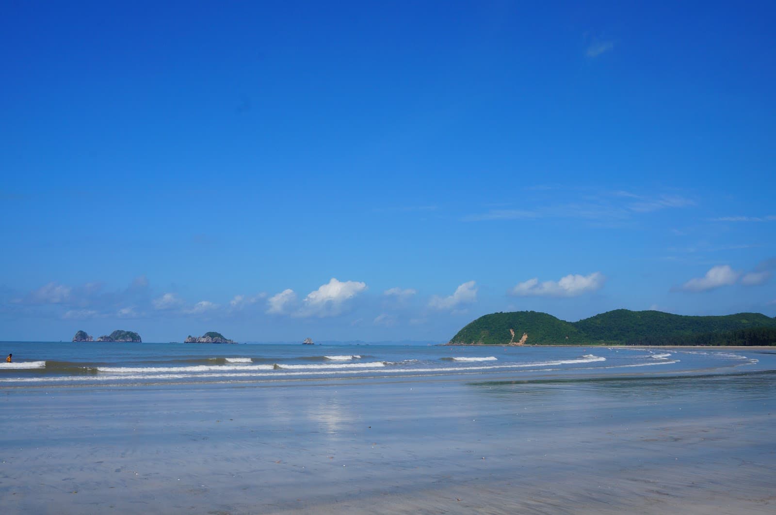 Ngoc Vung Island Ha Long - Image 1