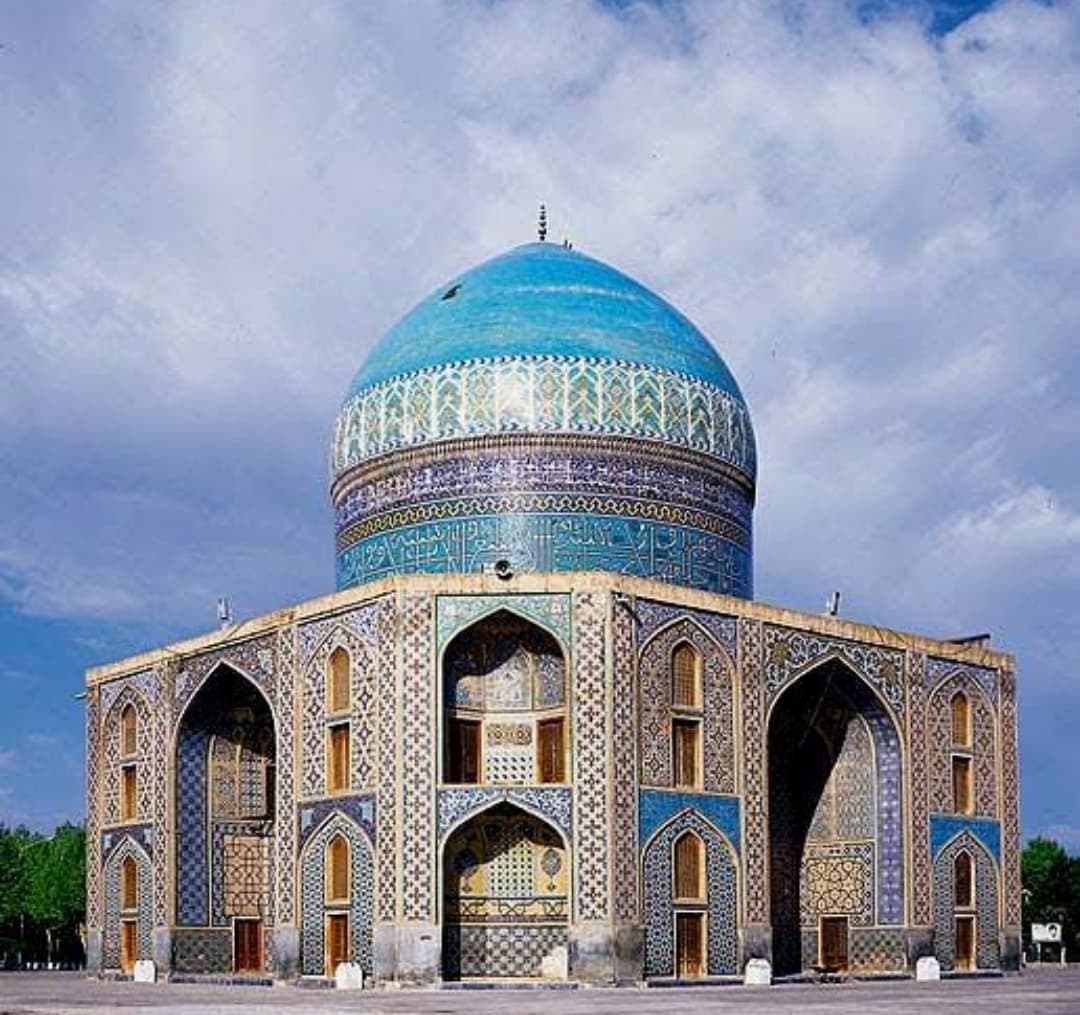 Khajeh Rabi Mausoleum - Image 1