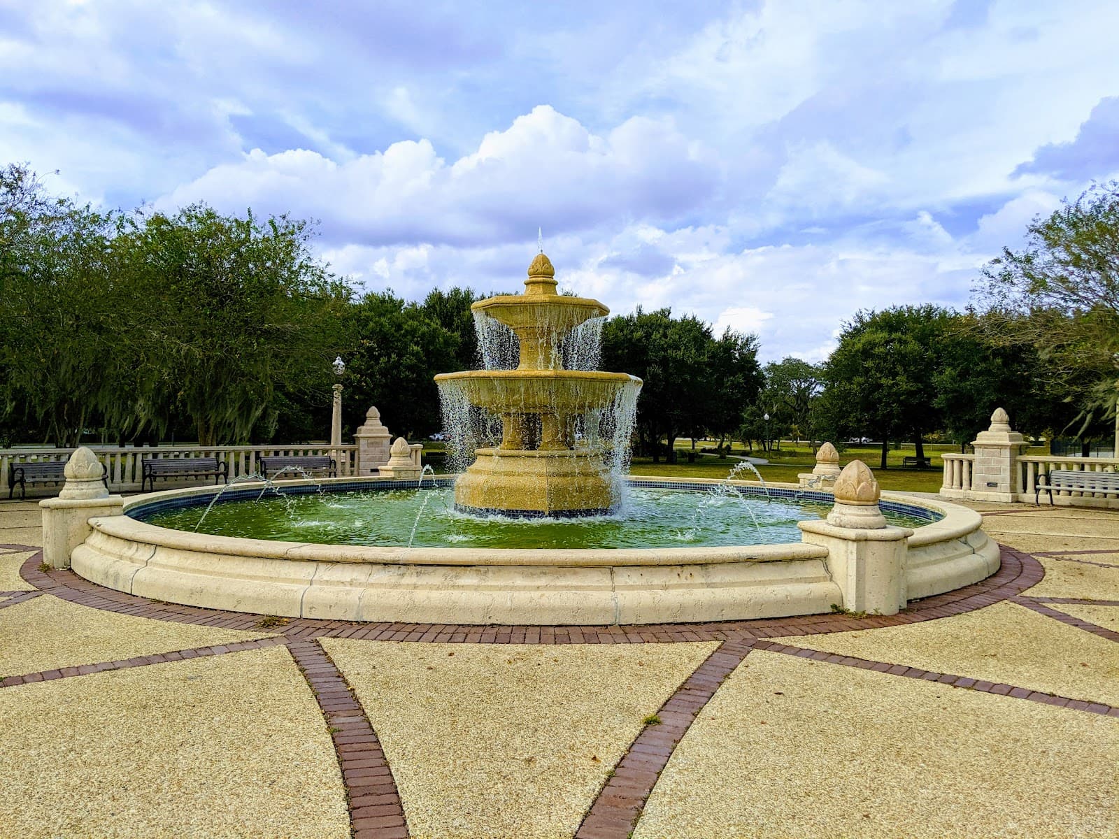 Various Public Parks with Tennis Courts - Image 1