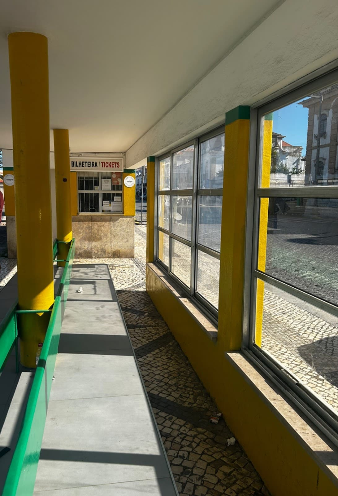 Calçadão de Monte Gordo - Image 1