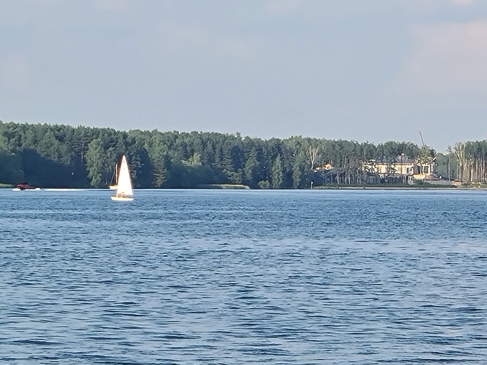 Klyazminskoye Reservoir - Image 1
