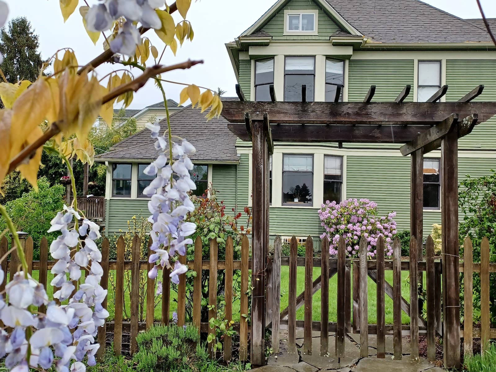 Columbia City - Image 1