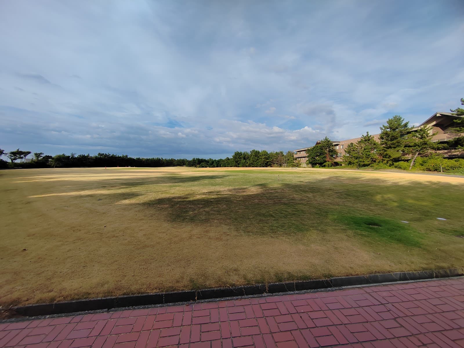 Ataka Seaside Park - Image 1