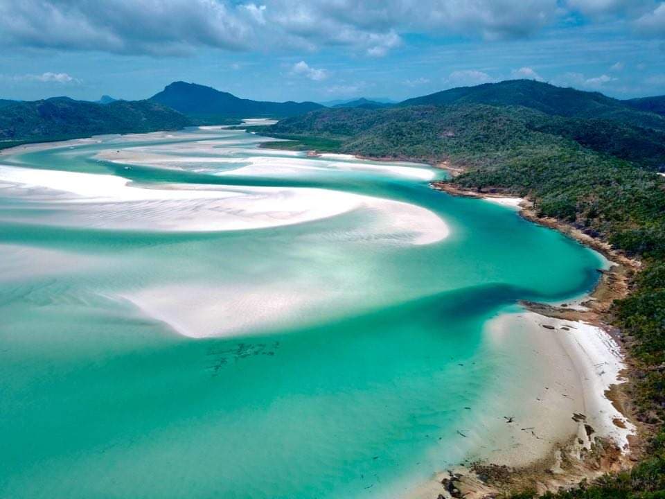 Whitehaven Beach and Hill Inlet Lookout - Image 1