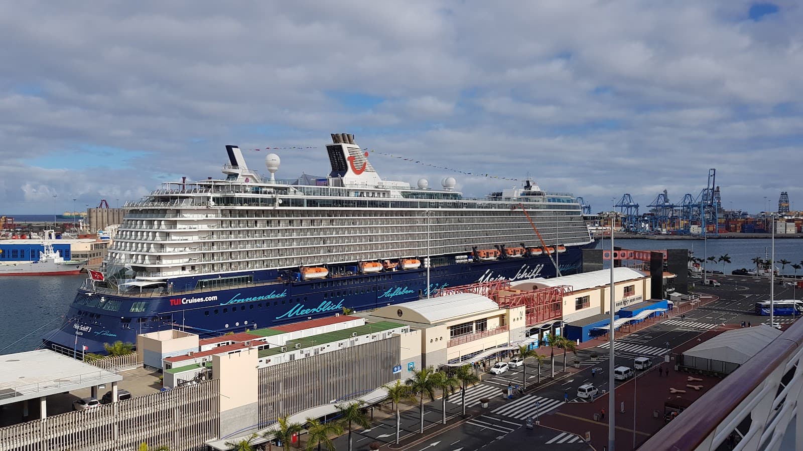 Muelle Santa Catalina Cruise Port - Image 1