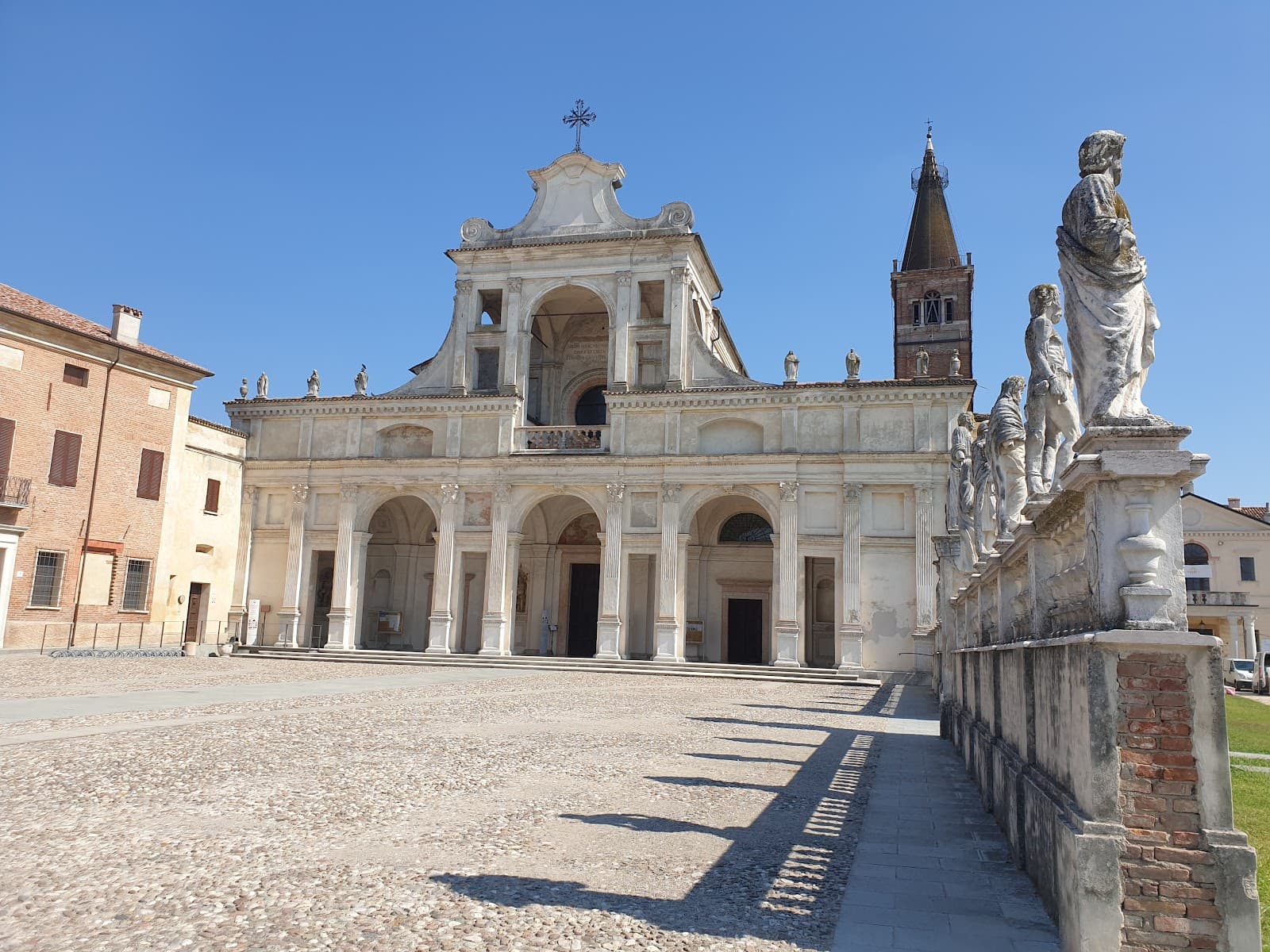 San Benedetto Po Abbey (day trip) - Image 1