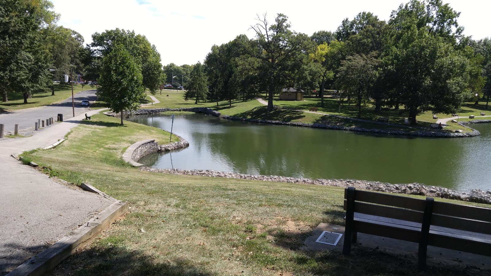 Bellevue Park - Image 1