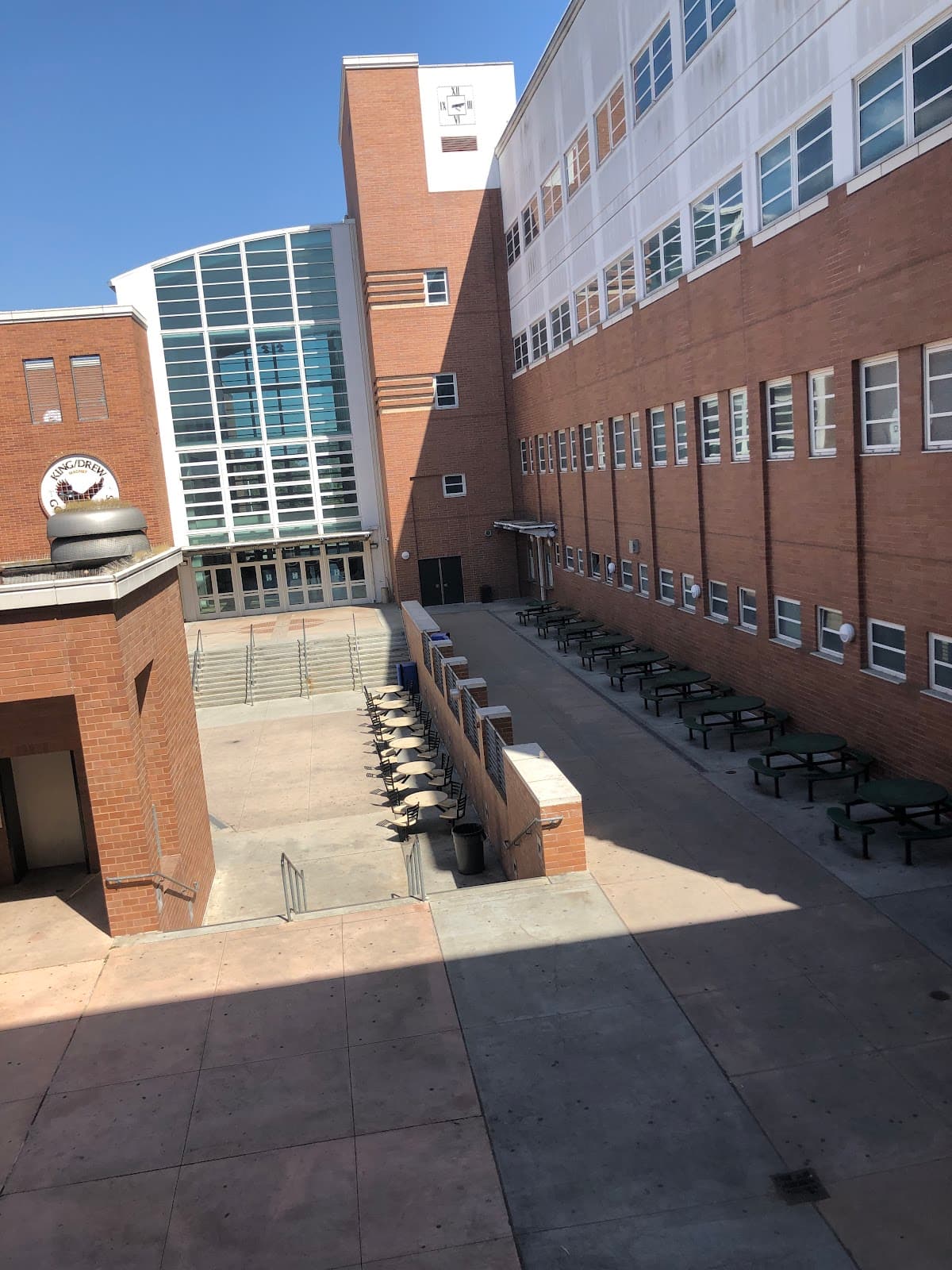 King Drew Magnet High School of Medicine and Science - Image 1