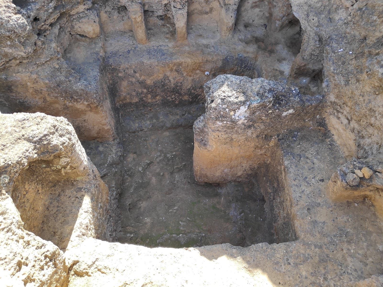Roman Necropolis Carmona - Image 1