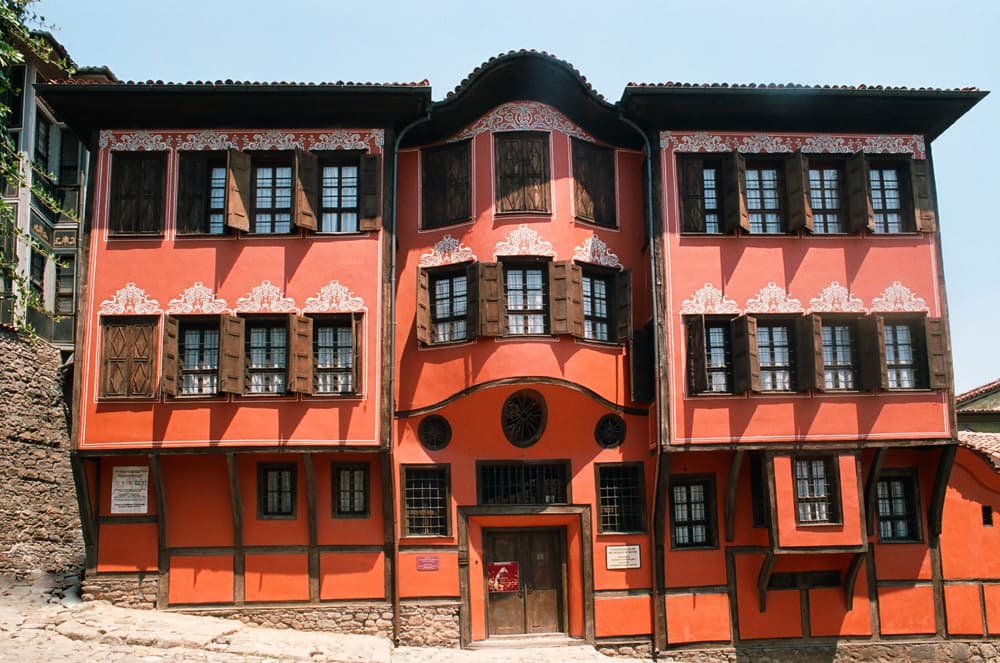 Georgiadi House Revival - Image 1