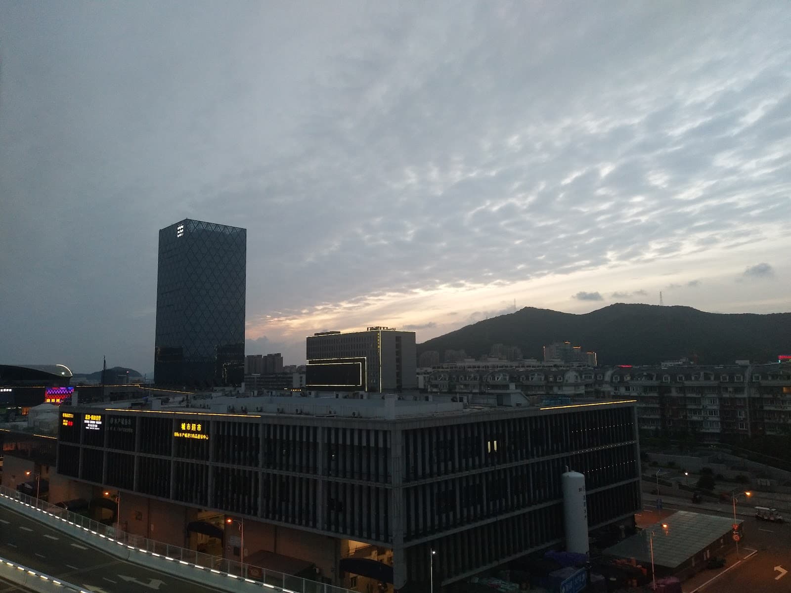 Zhoushan International Aquatic City - Image 1