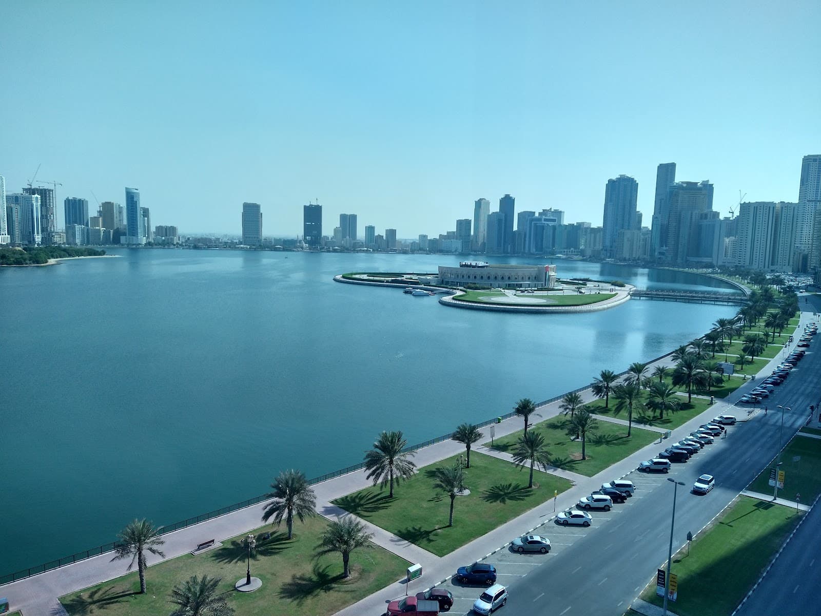 Khalid Lagoon Sharjah - Image 1