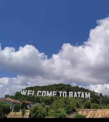 Welcome To Batam Sign - Image 1