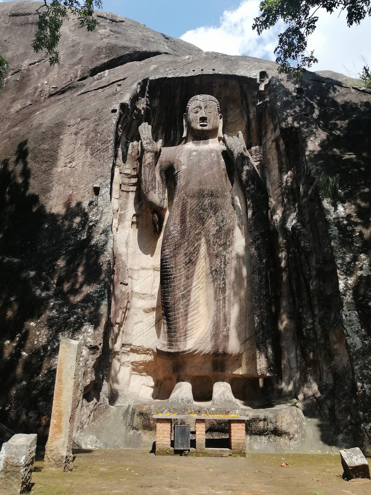 Sasseruwa Buddha Reswehera - Image 1