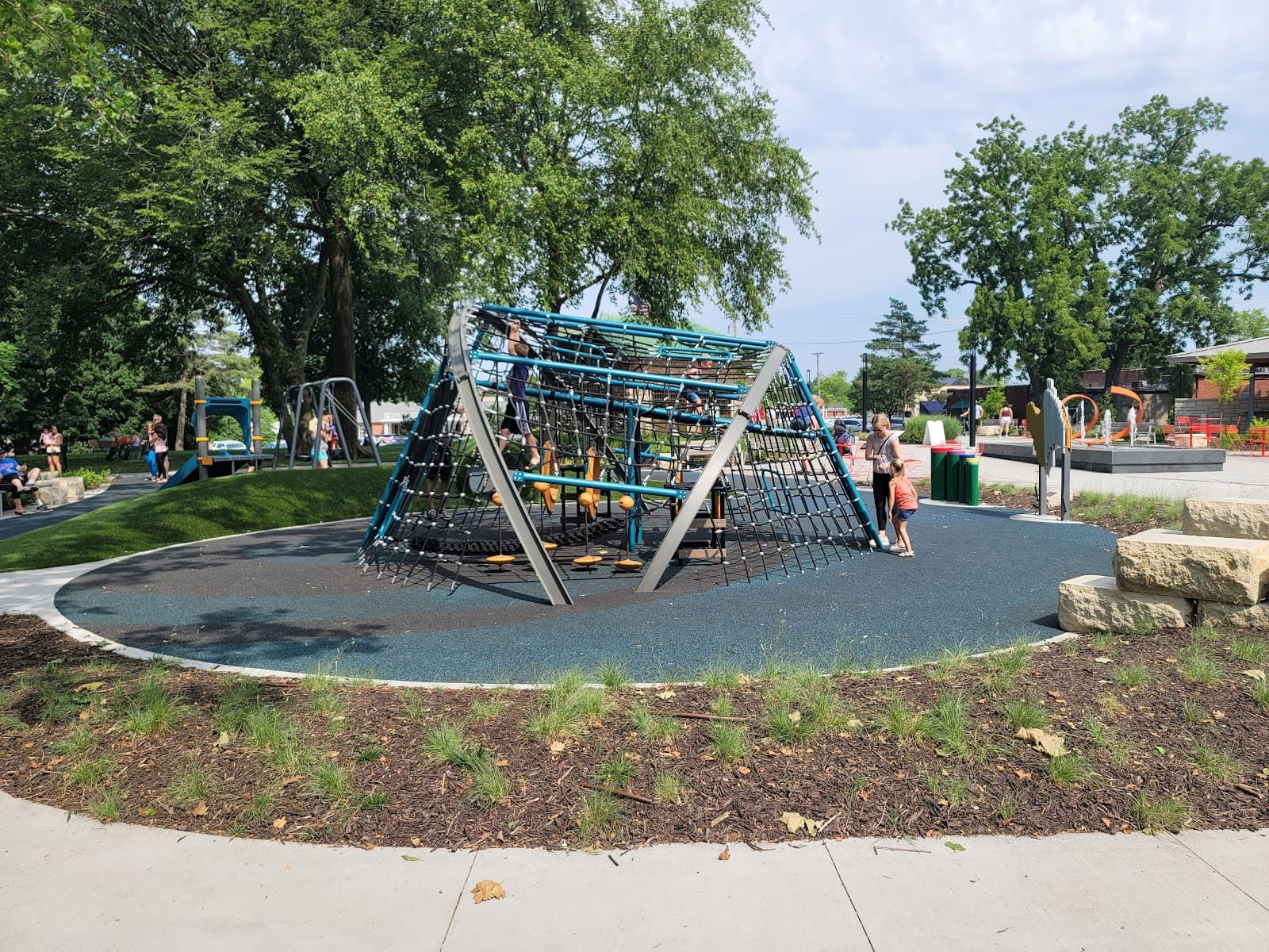 Thompson Park - Image 1