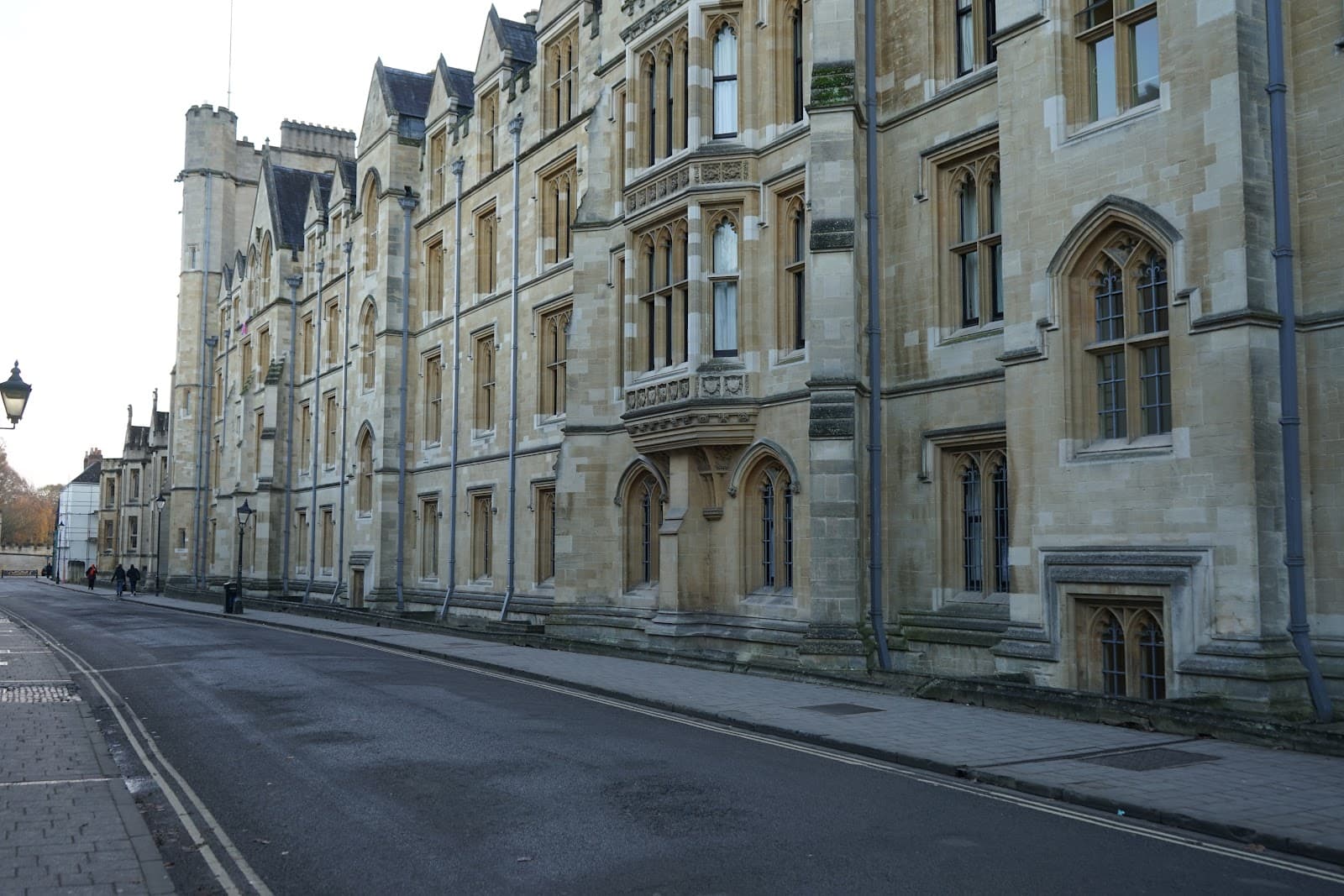 Holywell Street - Image 1