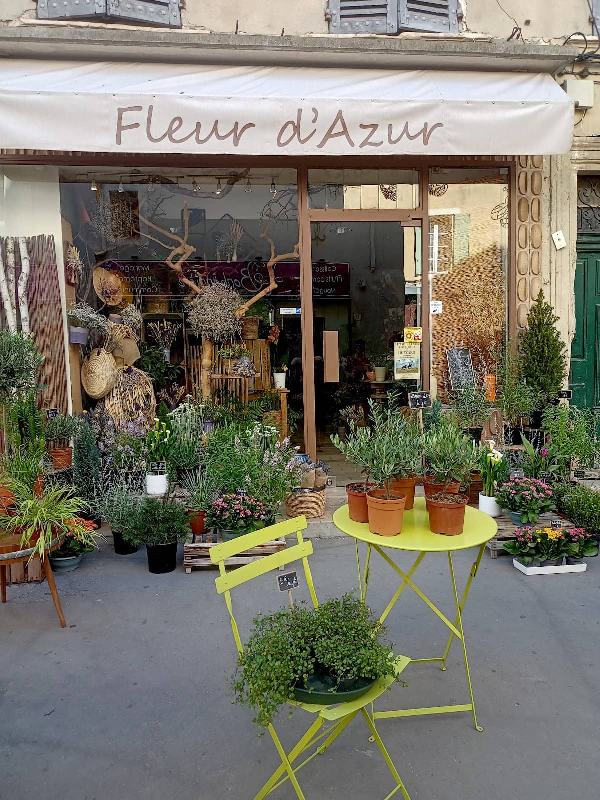 Handcrafted Goods and Souvenirs