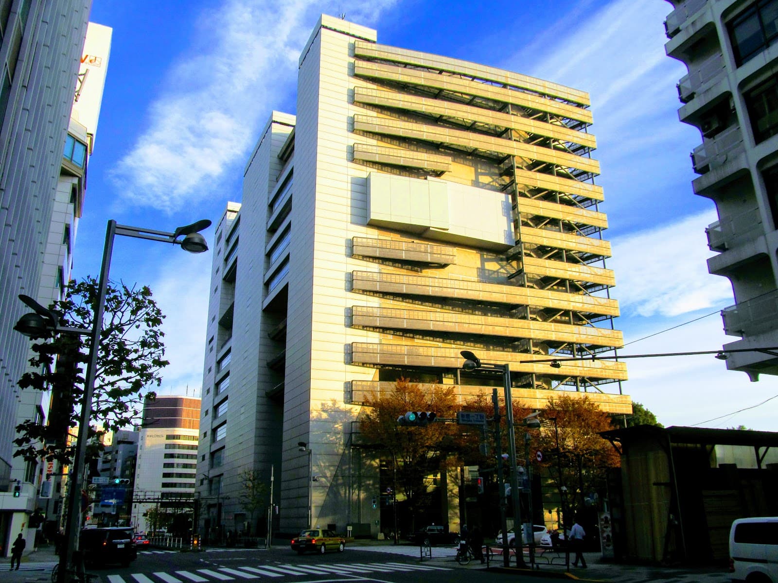 Shinjuku City Library - Image 1