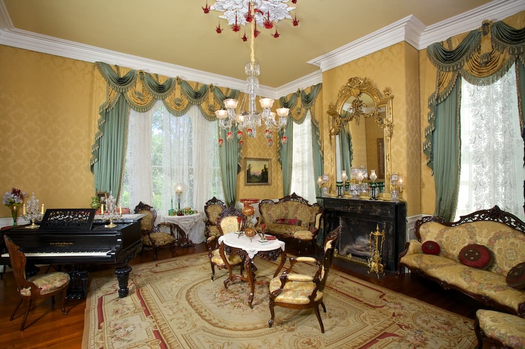 Towers of Natchez - Image 1