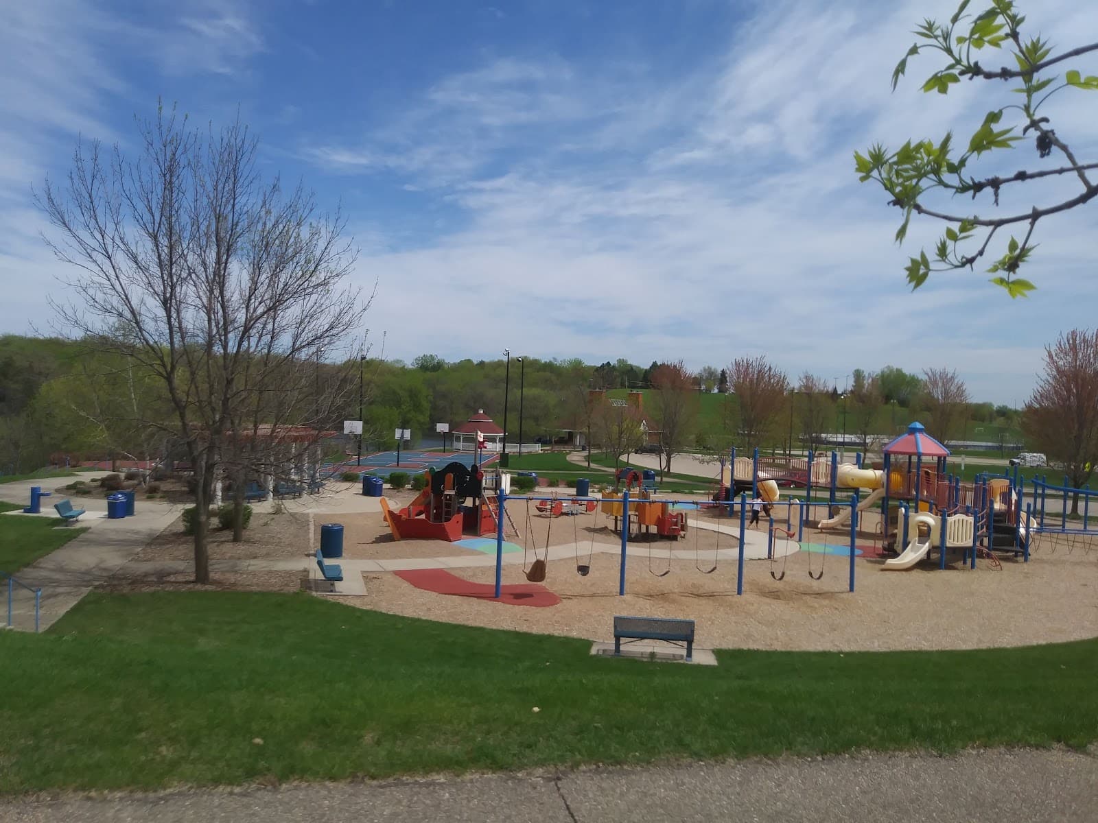 Lakefront Park - Image 1