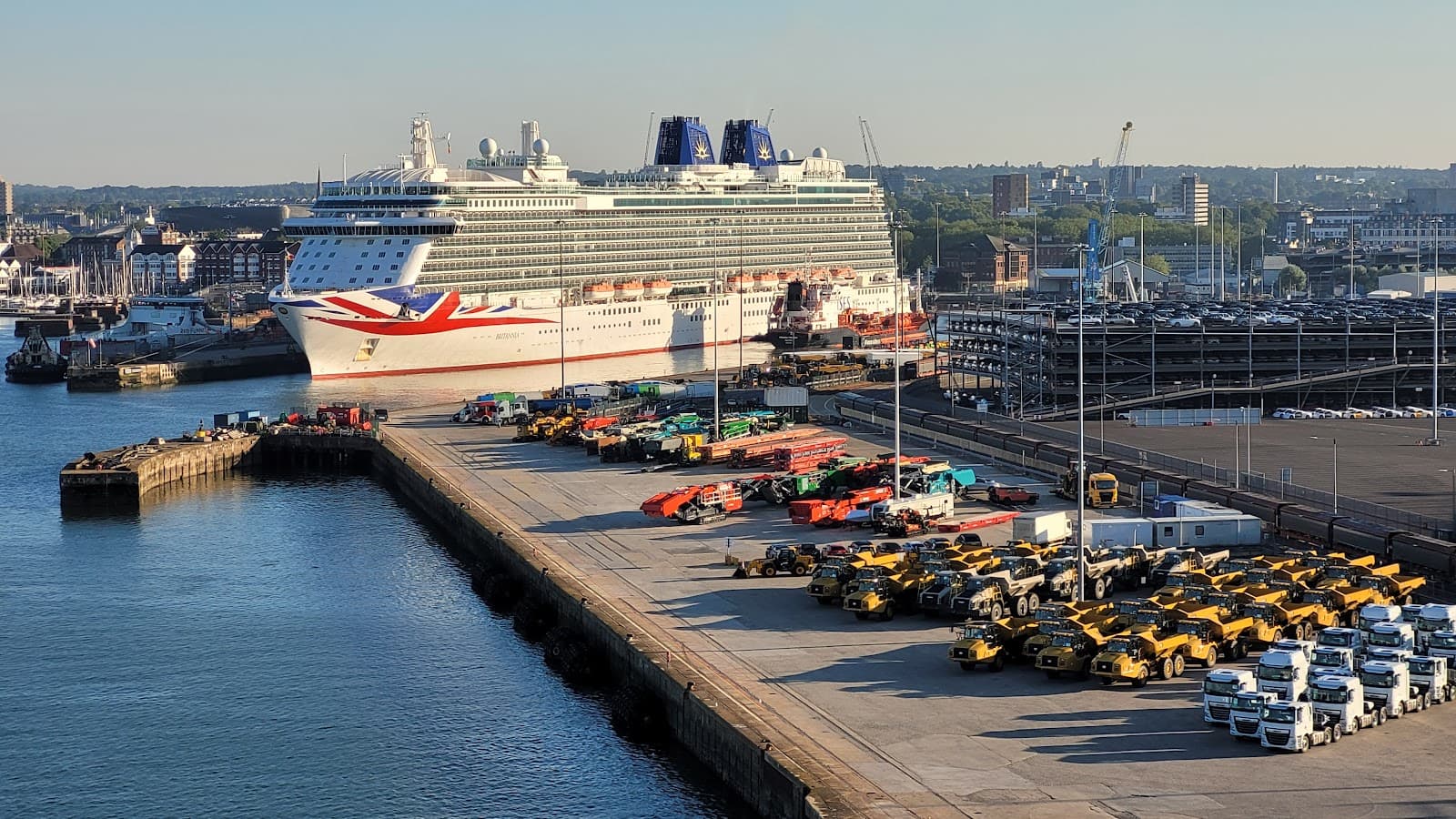 QE2 Mile - Image 1