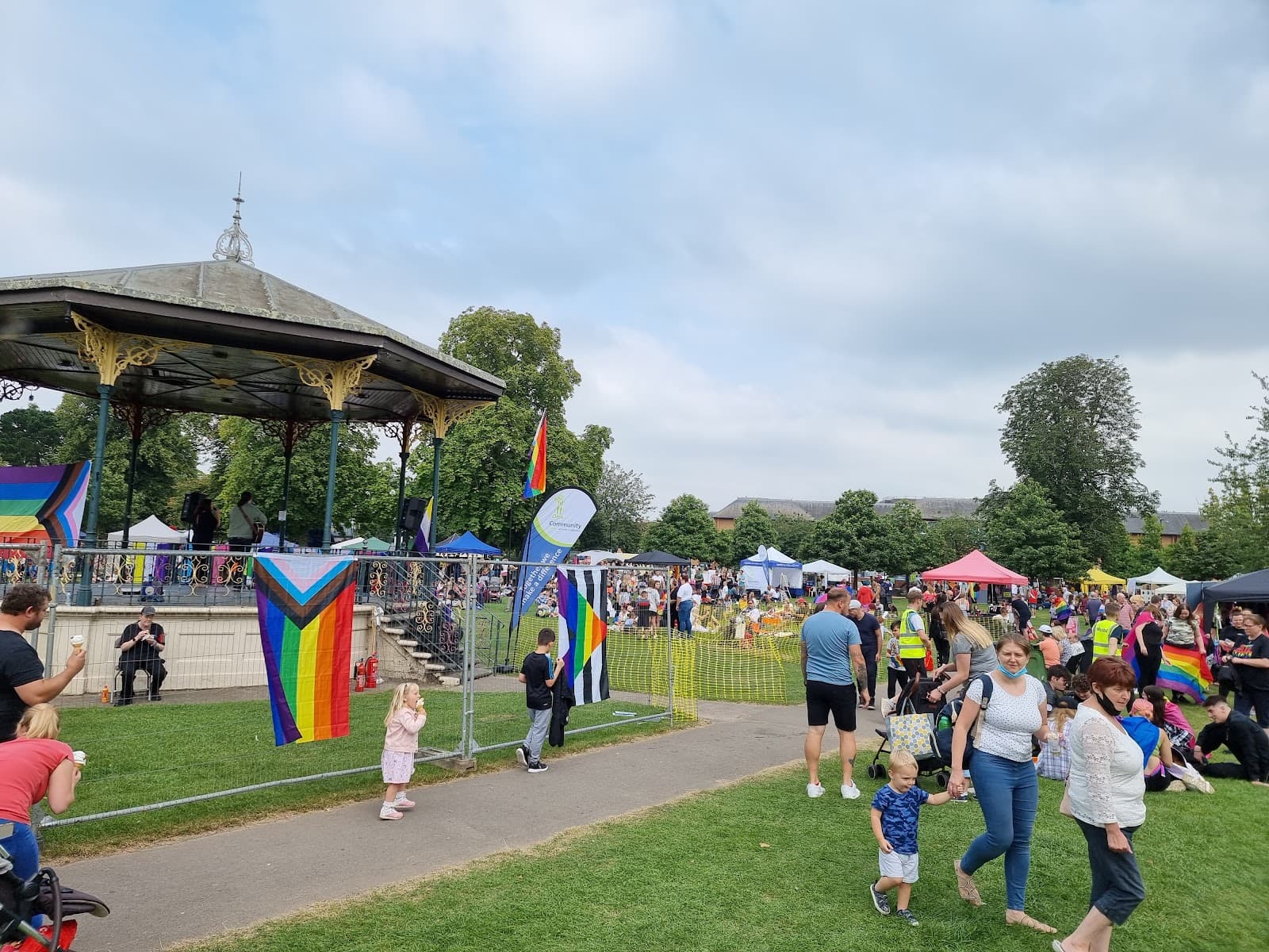 Leigh Road Recreation Ground & Bandstand - Image 1