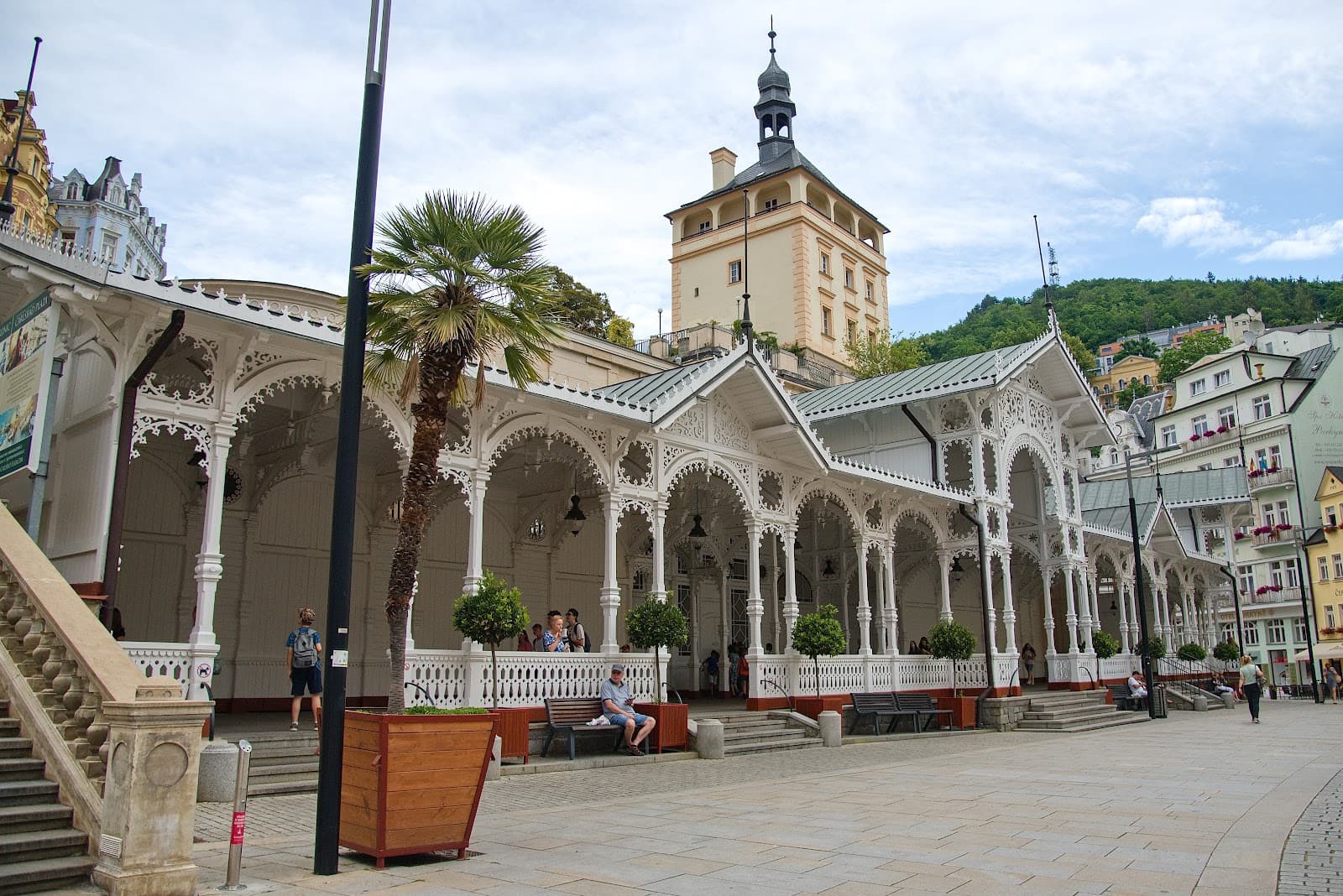 Castle Colonnade - Image 1