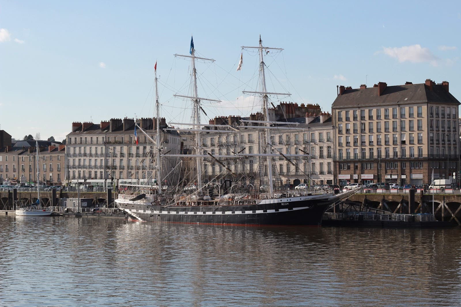 Quai de la Fosse - Image 1