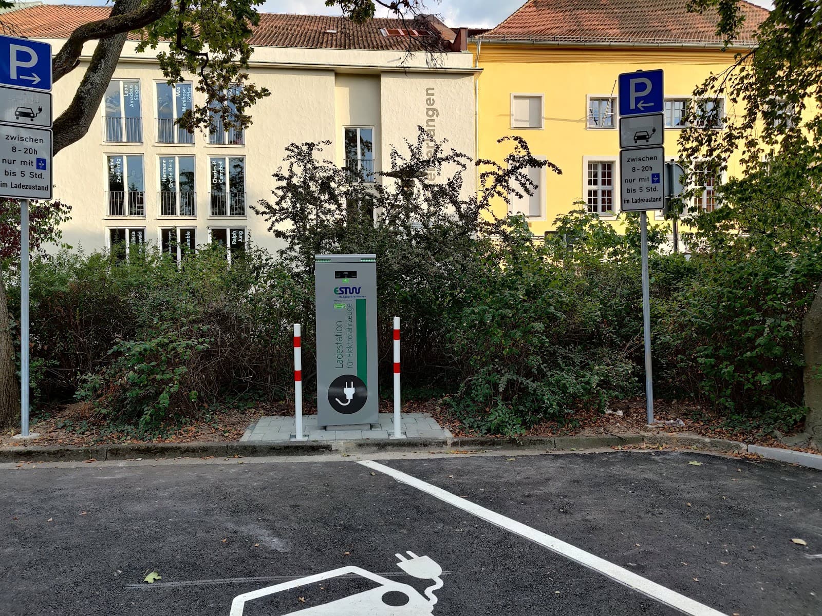 Theaterplatz Erlangen - Image 1