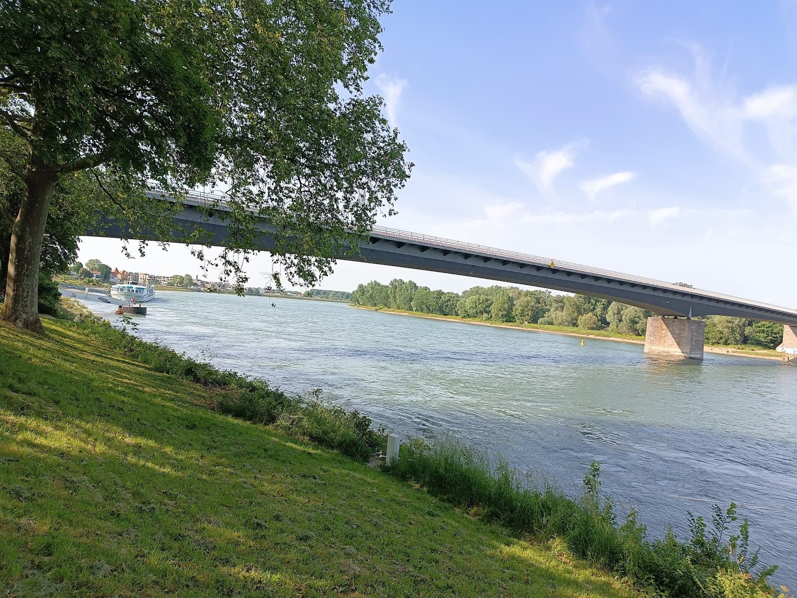 Salierbrücke - Image 1