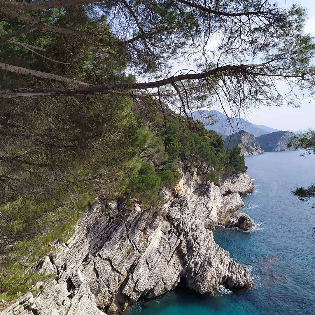 Boat Trips to Nearby Islands