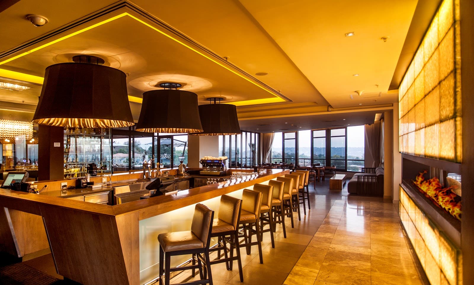 Hyde Park Sky Bar - Image 1